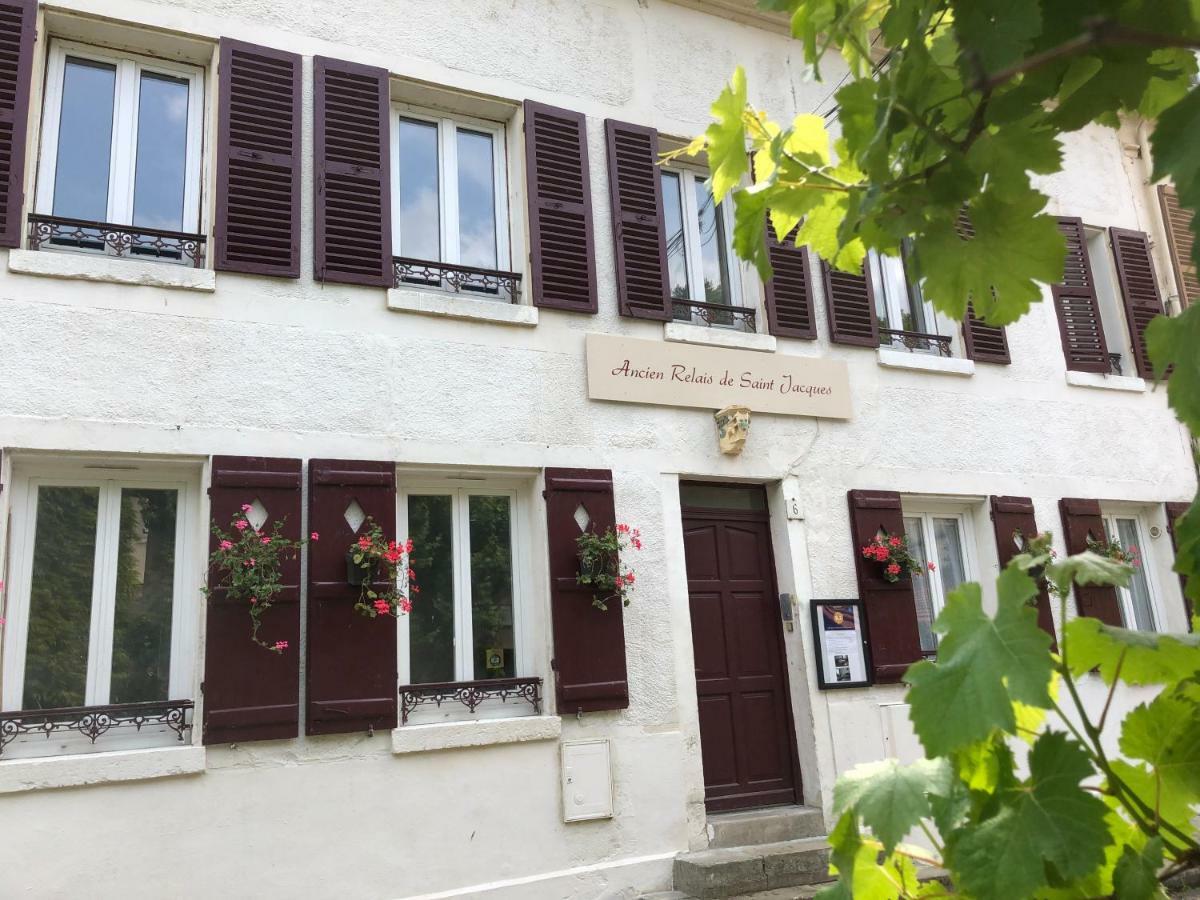 Gite Ancien Relais De Saint-Jacques La Roche-Guyon Exteriér fotografie